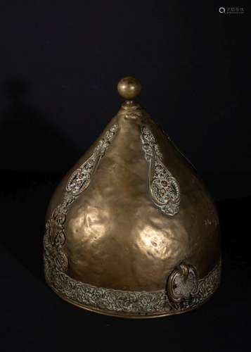 A MUGHAL GILT COPPER HELMET, 18TH/19TH CENTURY