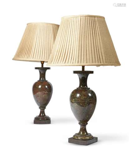 A PAIR OF TURNED SERPENTINE BALUSTER TABLE LAMPS, 20TH CENTU...
