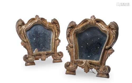 A PAIR OF ITALIAN GILTWOOD MIRRORS, EARLY 19TH CENTURY AND L...