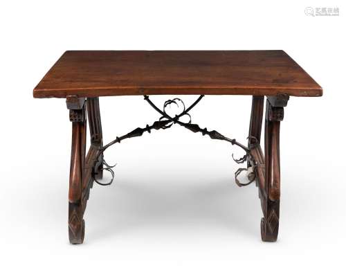 A SPANISH WALNUT TABLE, EARLY 18TH CENTURY AND LATER