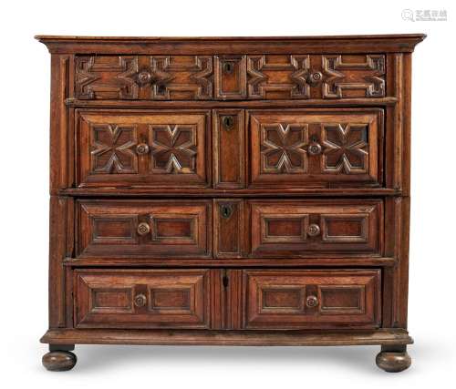A CHARLES II OAK CHEST OF DRAWERS, LATE 17TH CENTURY