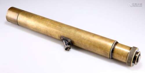 A WORLD WAR I BRASS GUNSIGHTING TELESCOPE