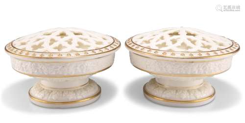 A PAIR OF GRAINGER & CO WORCESTER RETICULATED AND GILDED...