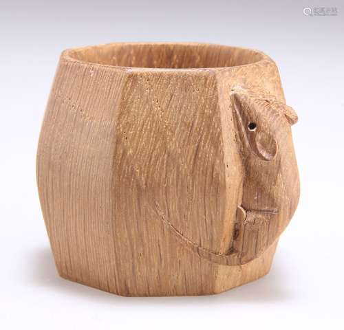 ROBERT THOMPSON OF KILBURN, A MOUSEMAN OAK NAPKIN RING