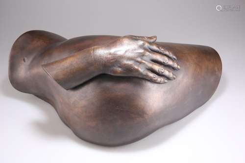 A CONTEMPORARY BRONZE SCULPTURE