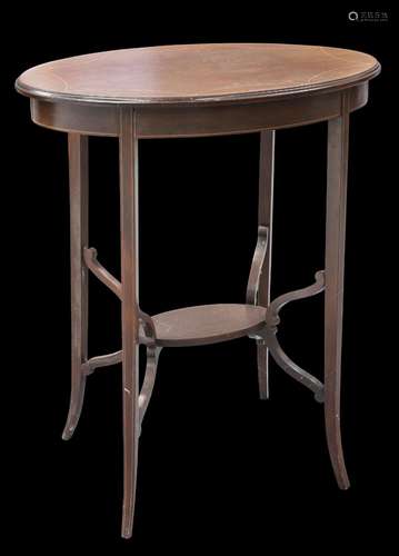 AN EDWARDIAN STRING-INLAID MAHOGANY OVAL OCCASIONAL TABLE