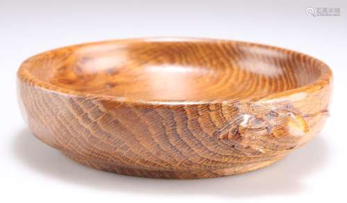 ROBERT THOMPSON OF KILBURN, A MOUSEMAN OAK NUT BOWL