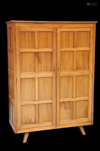 ALAN GRAINGER, AN ACORNMAN WALNUT WARDROBE