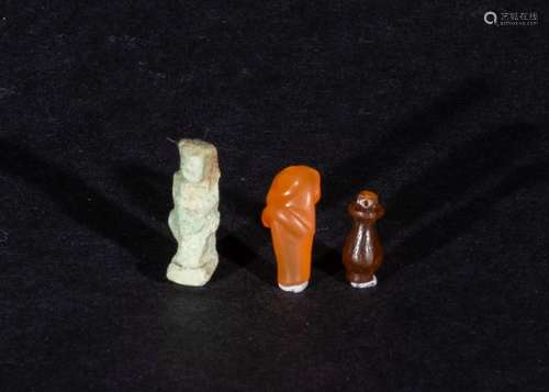 THREE EGYPTIAN HARDSTONE AMULETS