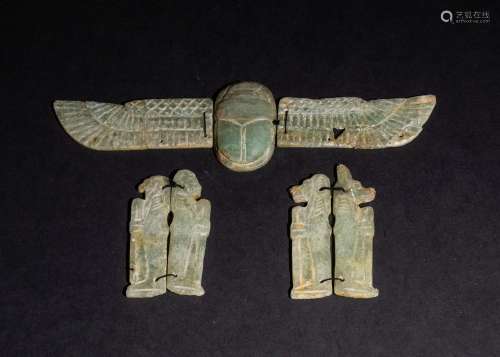A HIGHLY RARE EGYPTIAN AGATE ENGRAVED WINGED SCARAB & BA...