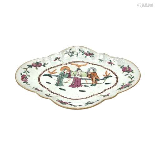 A famille rose lozenge footed plate, decorated with figures ...