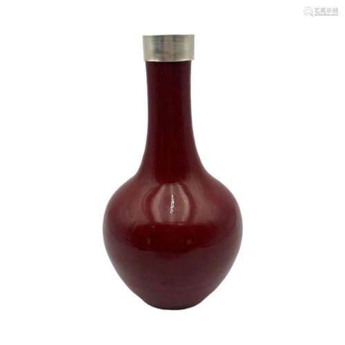 A Chinese sang-de-boeuf glazed bottle vase, Qianlong period,...