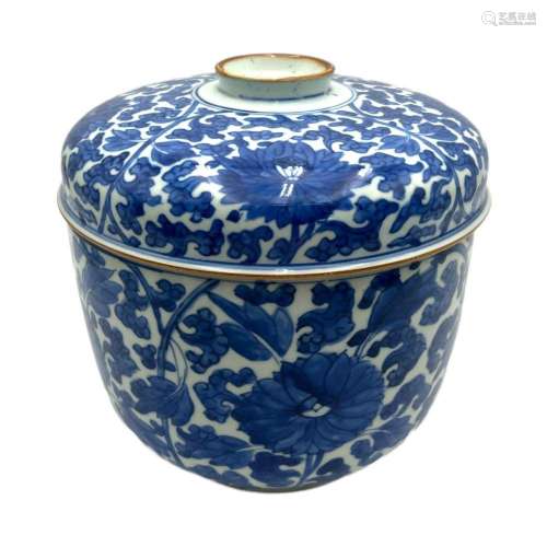A Chinese blue and white floral decorated food storage bowl ...
