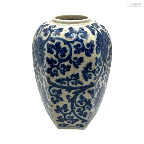 A Chinese Ge ware style crackle-glazed vase, blue and white ...