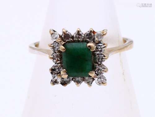 Gold ring with emerald and diamond