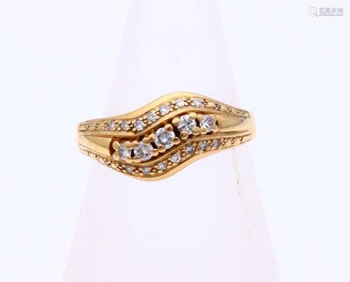 Gold ring with diamond