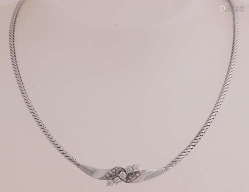 White gold choker with diamond