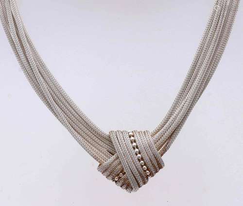 Silver choker with knot