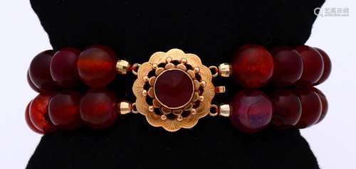 Bracelet with agate