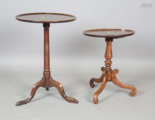 A George III mahogany and oak tripod wine table, height 72cm...