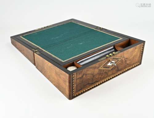 Beautiful writing box with intarsia + mother-of-pearl