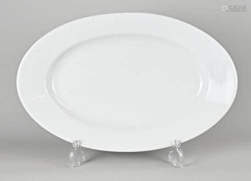 Porcelain meat dish, 42.5 x 27 cm.