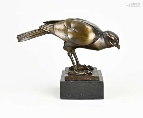 Bronze figure, Grab bird