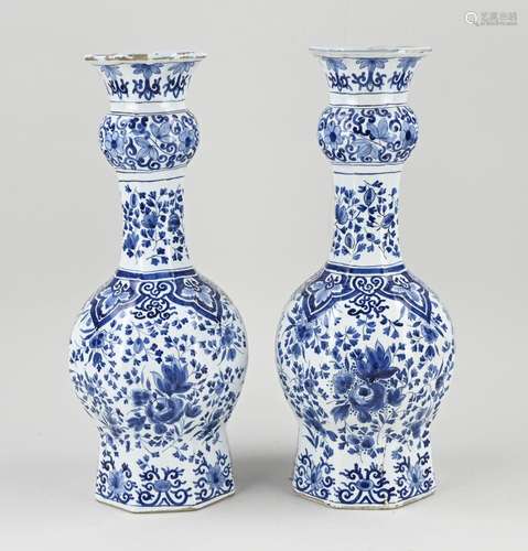 Two 18th century Delft knob vases, H 40 cm.