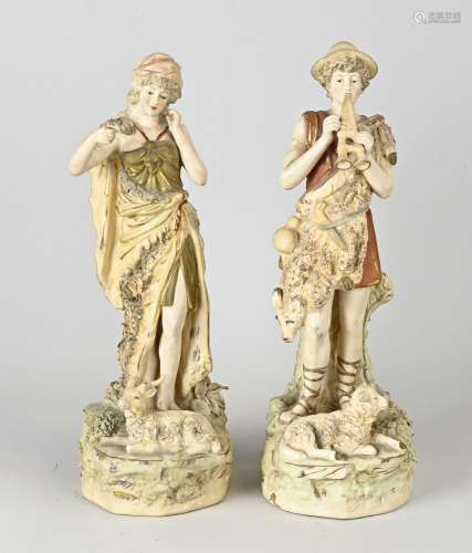 Two antique bisquit figures, 1900