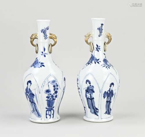 Set of rare Chinese Kang Xi vases, H 26.5 cm.
