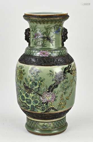 Special Chinese vase, H 35.5 cm.