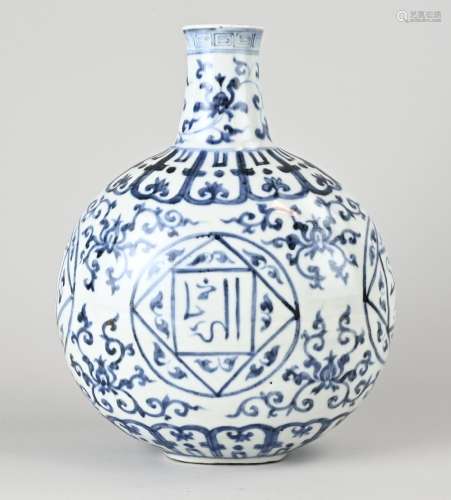 Chinese pilgrim bottle, H 29.5 cm.