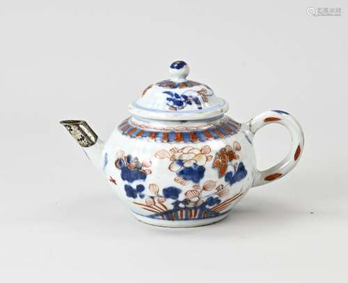 18th century Chinese Imari teapot with silver spout