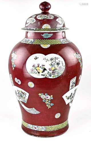 Very large 18th century Chinese vase, H 80 cm.