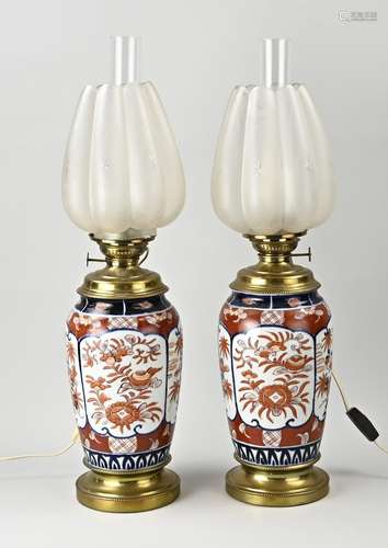 Two Japanese Imari kerosene lamps, 1900