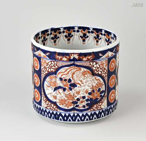 Japanese Imari pot Ø 22 cm.