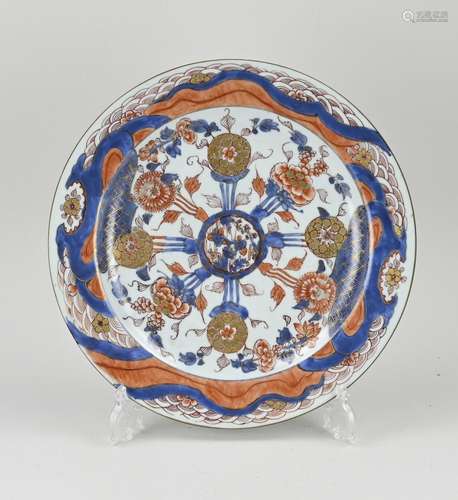 Large 17th - 18th century Chinese Kang Xi dish, Ø 33.2 cm.