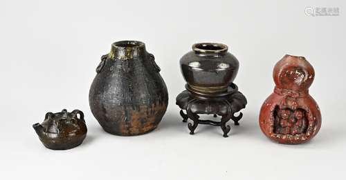 4 Parts Chinese Pottery