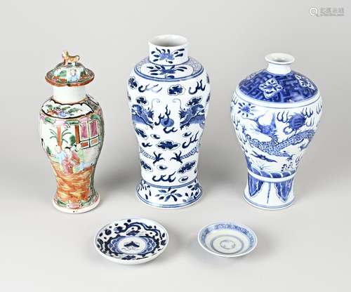 Lot Chinese porcelain (5x)