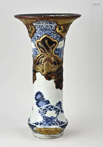 Large Chinese vase, H 41 cm.