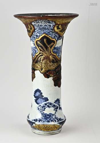 Large Chinese vase, H 41 cm.