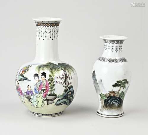 Two parts Chinese porcelain