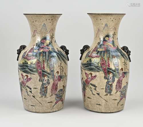 Pair of Chinese Cantonese vases, H 34.5 cm.