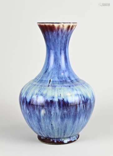 Chinese celadon vase, H 26 cm.