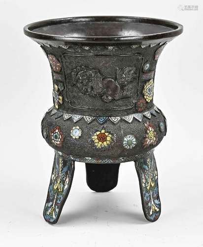 Antique Japanese incense burner Ø 21 cm.