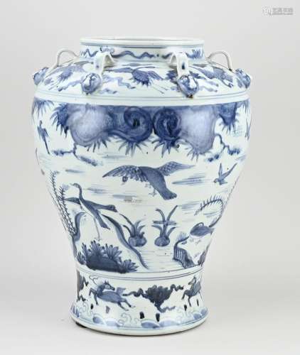 Chinese blue and white vase, H 43 x Ø 30 cm.