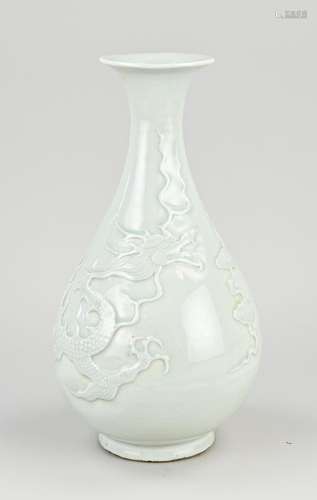 Chinese blanc de chine vase, H 30.4 cm.