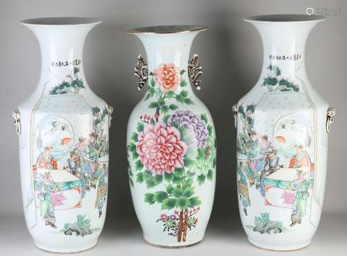 Three large Chinese vases, H 57 - 59 cm.