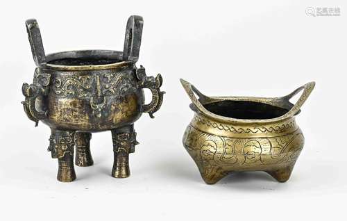 Two Chinese censers