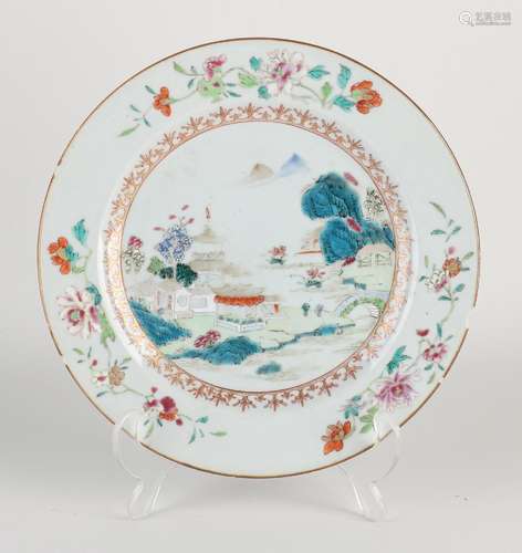 18th century Chinese Familie Verte plate, Ø 23 cm.